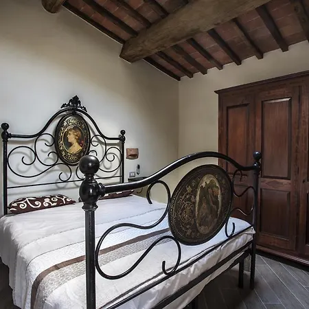 Antico Borgo *