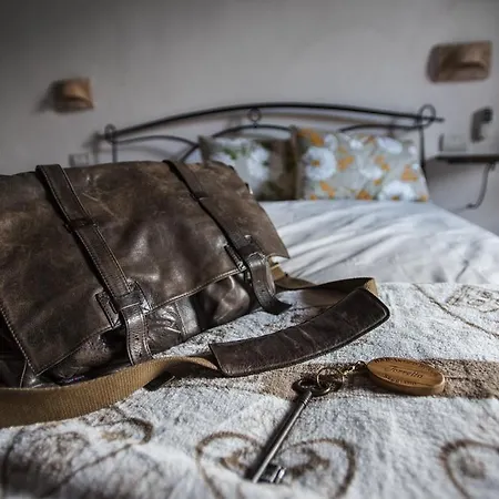 Bed & Breakfast Antico Borgo 3*